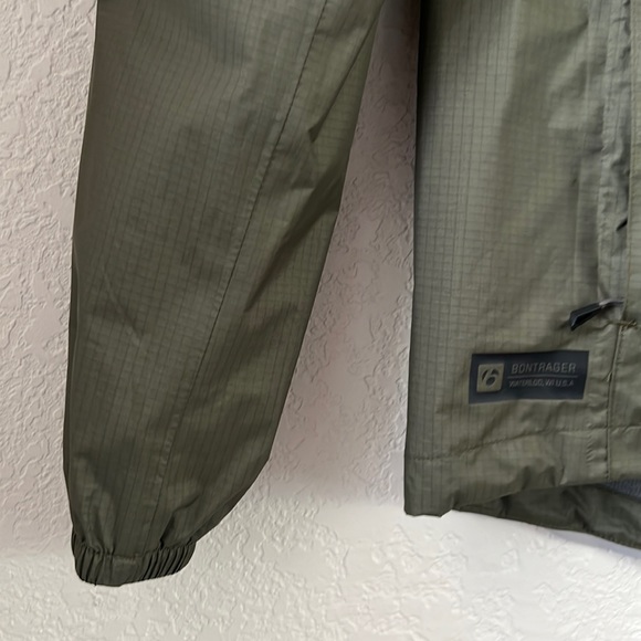 Bontrager Jackets & Coats Bontrager Avert Mountain Bike Rain Jacket